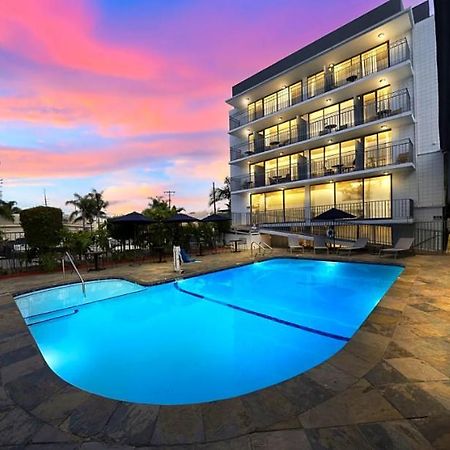 Mc Pacific Inn & Suites Torrance Bagian luar foto