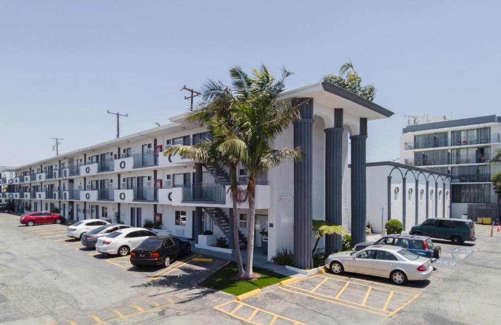 Mc Pacific Inn & Suites Torrance Bagian luar foto